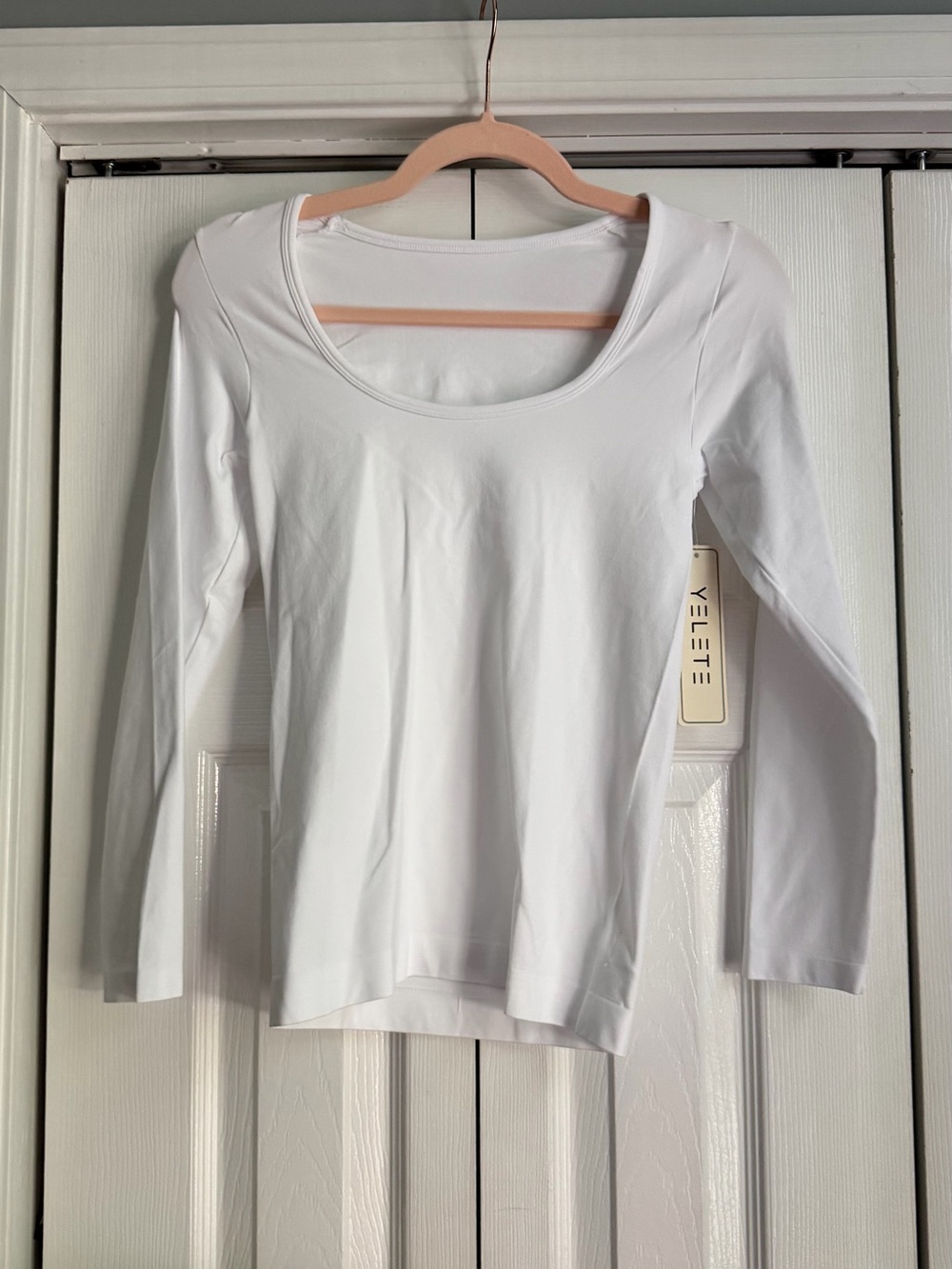 Yelete Long Sleeve Scoop Neck Top in White